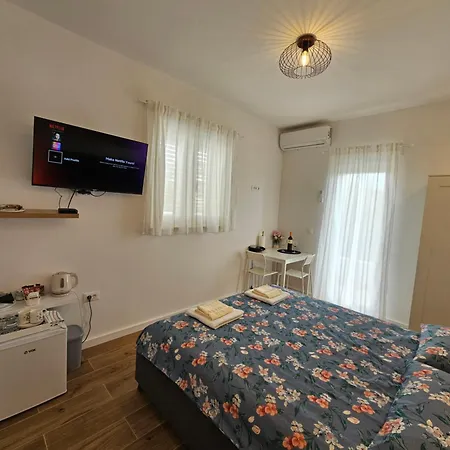 Room Ela Donji Seget Exterior photo